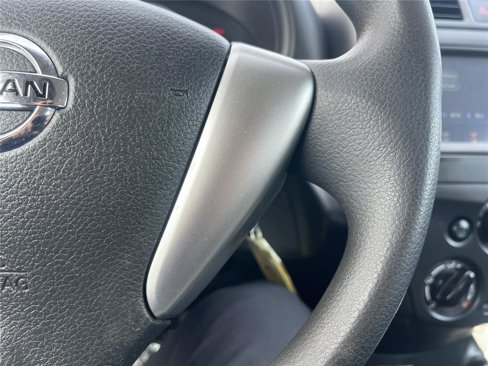Used 2018 Nissan Versa S image 10