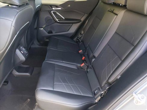 Used 2025 BMW X2 xDrive28i w/ Technology Package image 17