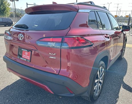 Certified 2023 Toyota Corolla Cross XLE image 5