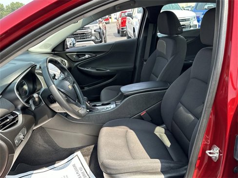 Used 2023 Chevrolet Malibu RS image 19