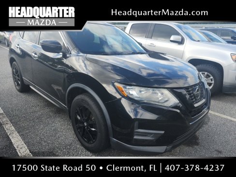 Used 2018 Nissan Rogue SV image 1