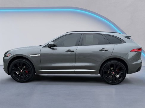 Used 2017 Jaguar F-PACE S image 6