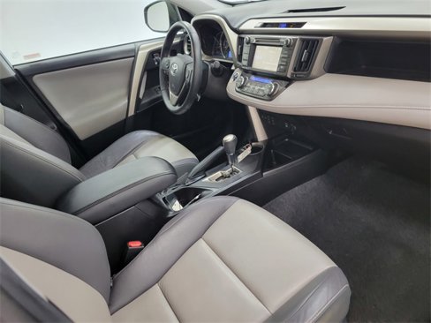 Used 2015 Toyota RAV4 Limited image 20