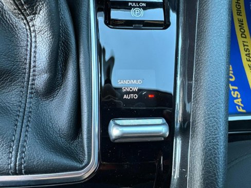 New 2025 Jeep Compass Sport image 30