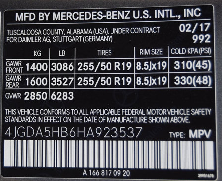 Used 2017 Mercedes-Benz GLE 350 4MATIC w/ Premium 1 Package image 57