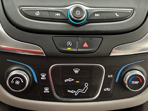 Used 2023 Chevrolet Equinox LT image 48