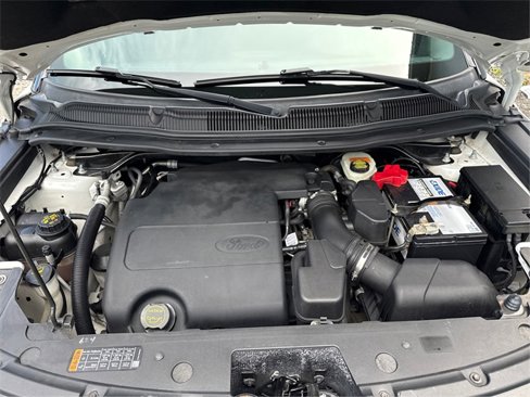 Used 2017 Ford Explorer XLT w/ Equipment Group 202A image 27