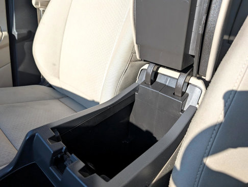 Used 2017 Ford Escape SE image 30