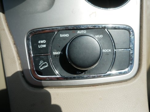 Used 2014 Jeep Grand Cherokee Limited image 30