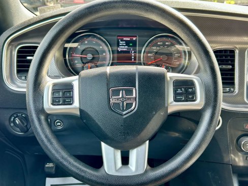Used 2012 Dodge Charger SE image 10