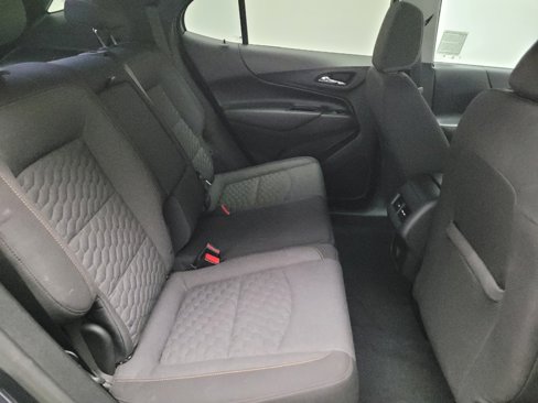 Used 2018 Chevrolet Equinox LT image 19