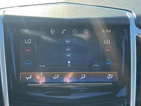 Used 2015 Cadillac SRX Luxury image 26