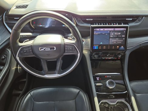 Used 2022 Jeep Grand Cherokee L Limited image 14