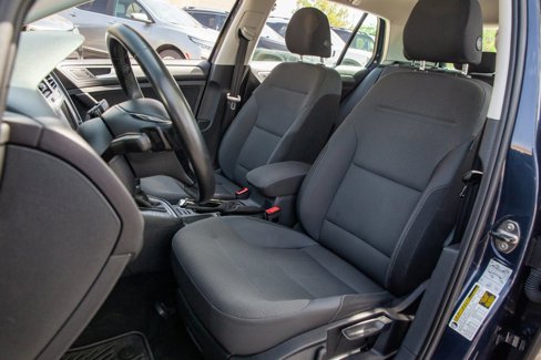 Used 2016 Volkswagen Golf S image 14