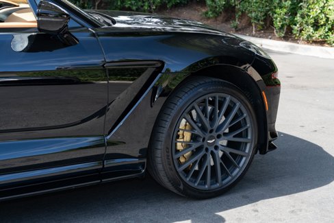 Used 2025 Aston Martin DBX 707 image 8