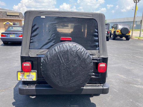 Used 2005 Jeep Wrangler Unlimited image 76