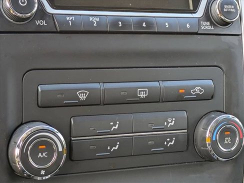 Used 2015 Nissan Xterra X image 6