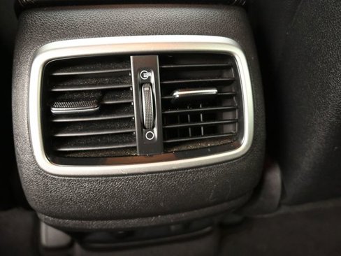 Used 2016 Kia Sorento EX image 28