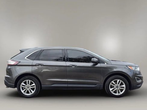 Used 2015 Ford Edge SEL w/ Equipment Group 201A image 4