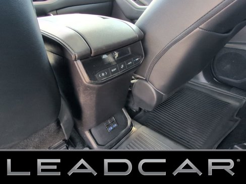 Used 2022 Toyota Highlander XLE image 16