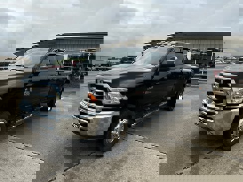 Used 2015 RAM 3500 Tradesman w/ Chrome Appearance Group image 1
