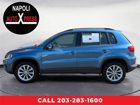Used 2017 Volkswagen Tiguan Limited w/ Premium Package image 6