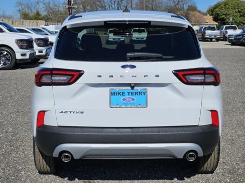 New 2025 Ford Escape Active image 5