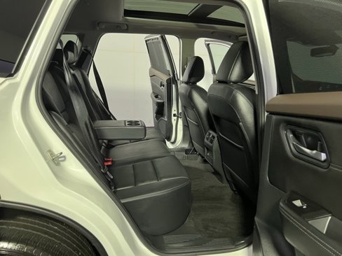 Used 2022 Nissan Rogue SL w/ SL Premium Package image 29
