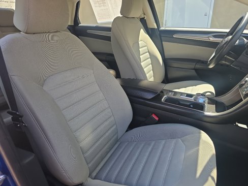 Used 2018 Ford Fusion S image 23
