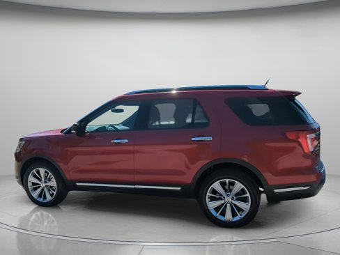 Certified 2019 Ford Explorer Limited w/ Class III Trailer Tow Package image 17
