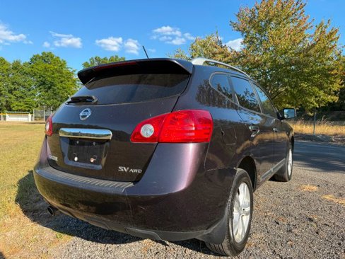 Used 2012 Nissan Rogue SV image 4