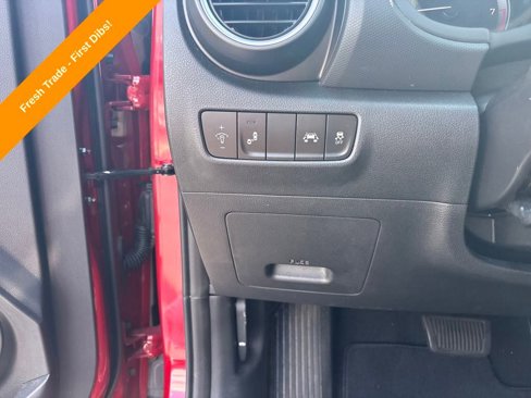 Used 2020 Hyundai Kona Limited image 17
