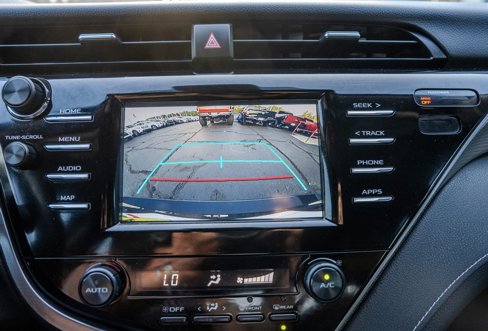 Used 2019 Toyota Camry SE image 21
