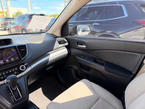Used 2016 Honda CR-V SE image 17