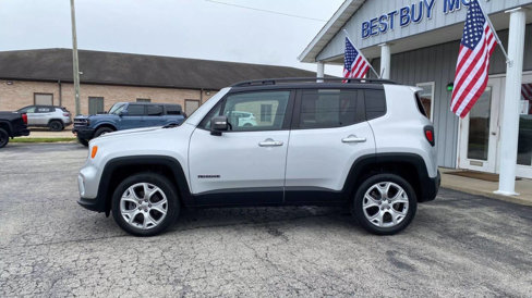 Used 2020 Jeep Renegade Limited w/ UConnect 8.4 Nav Group image 4