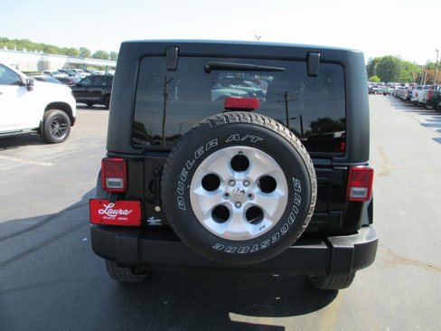 Used 2015 Jeep Wrangler Sahara w/ Connectivity Group image 4