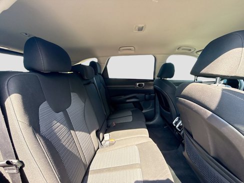 Used 2022 Kia Sorento LX image 26