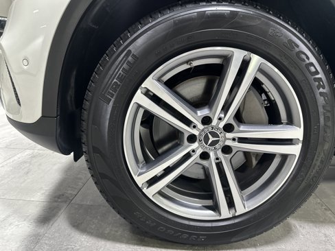 Certified 2022 Mercedes-Benz GLC 300 4MATIC image 11