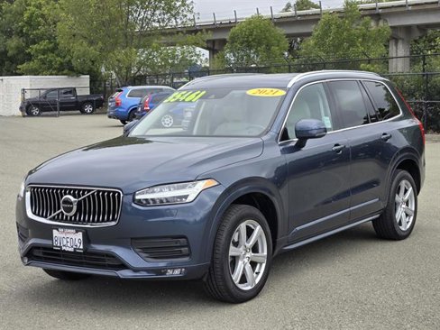 Certified 2021 Volvo XC90 T6 Momentum image 9