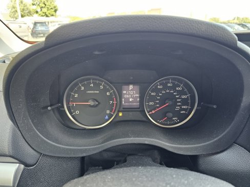 Used 2015 Subaru Crosstrek 2.0i Premium image 7