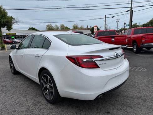 Used 2017 Buick Regal Premium image 8