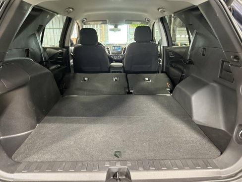 Used 2018 Chevrolet Equinox LT image 33