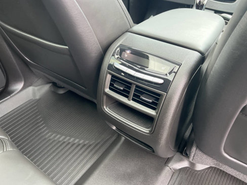 Used 2023 Cadillac XT5 Premium Luxury image 14