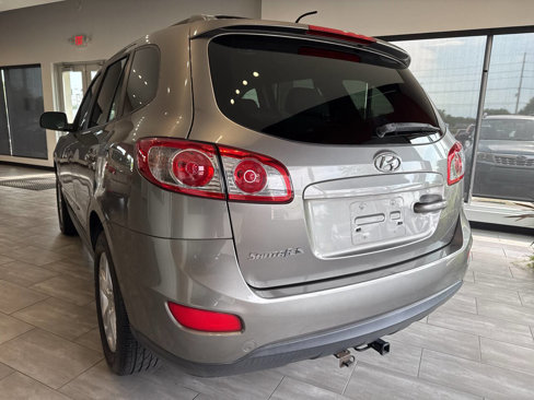 Used 2012 Hyundai Santa Fe SE image 4