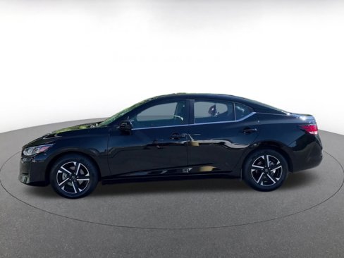 Used 2024 Nissan Sentra SV image 9