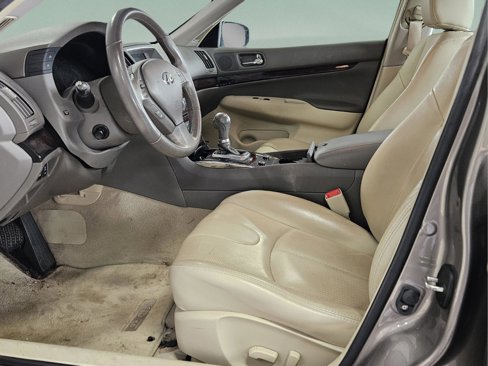 Used 2013 INFINITI G37 Journey w/ Premium Pkg image 21