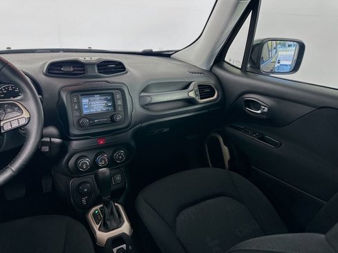 Used 2016 Jeep Renegade Latitude image 22