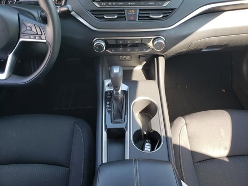 Certified 2022 Nissan Altima 2.5 SV image 18
