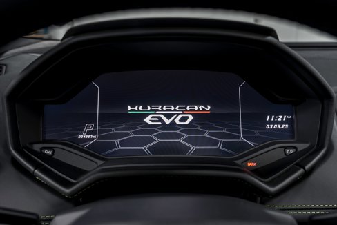 Used 2023 Lamborghini Huracan EVO image 14