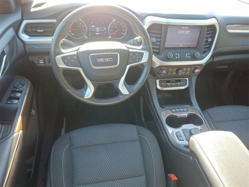Used 2021 GMC Acadia SLE w/ Driver Convenience Package image 2